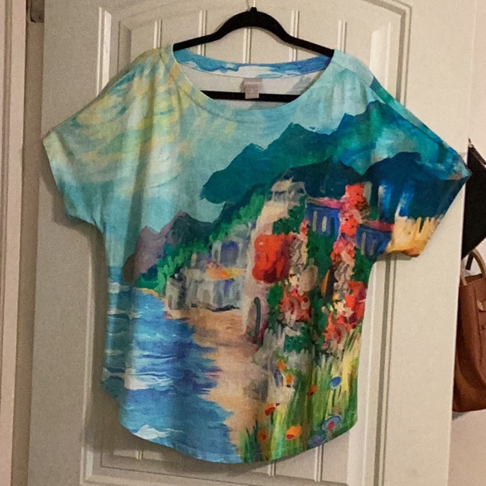 Chico’s Beautiful Colorful Shirt illustrating the Amalfi Coast of Rome, Italy